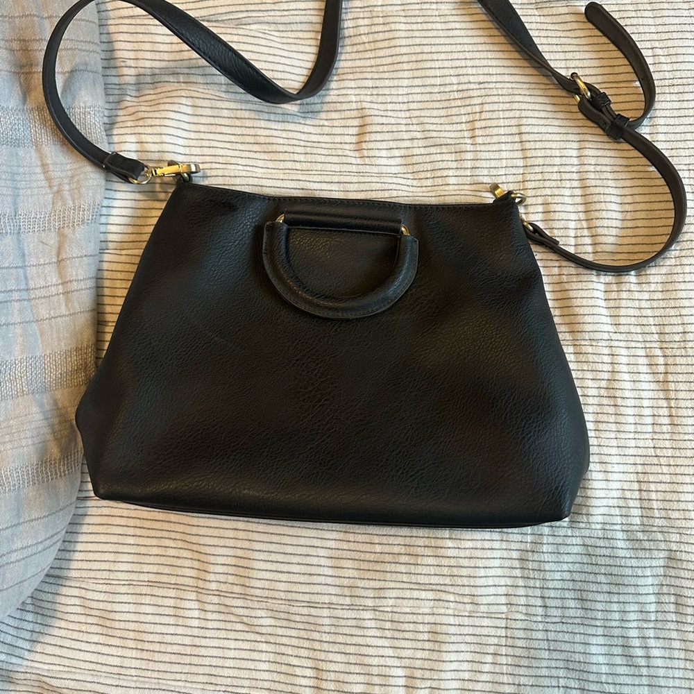 Elegant Black Leather Handbag